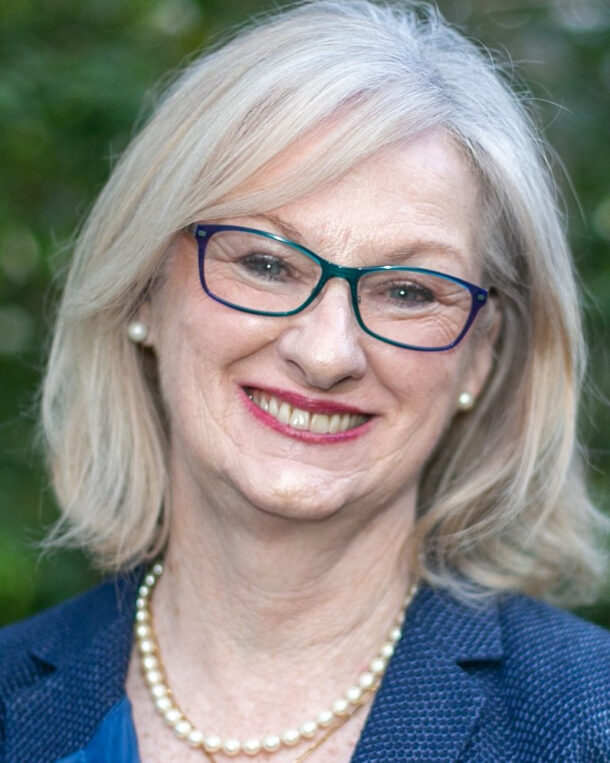 Rhonda Kerr